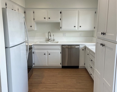 21292 Greenspray Lane - Photo Thumbnail 8