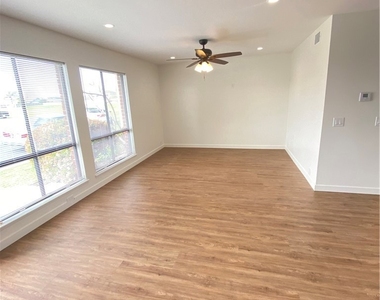 21292 Greenspray Lane - Photo Thumbnail 2