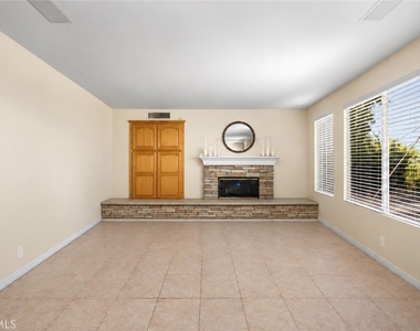 23041 Poplar - Photo Thumbnail 10
