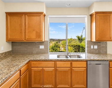 23041 Poplar - Photo Thumbnail 16