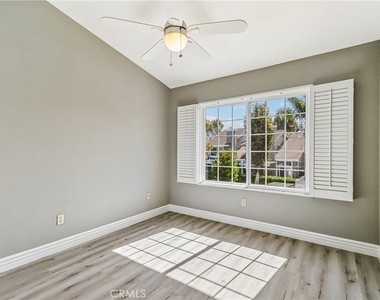 13595 Banyon - Photo Thumbnail 26
