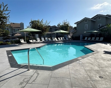 13595 Banyon - Photo Thumbnail 34