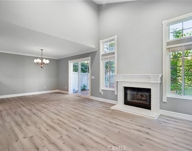 13595 Banyon - Photo Thumbnail 5