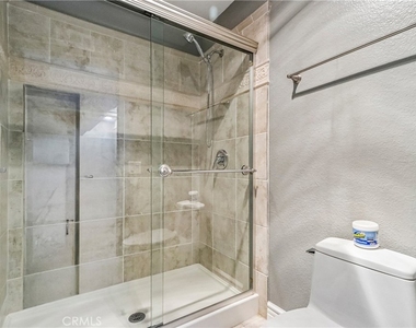 13595 Banyon - Photo Thumbnail 22