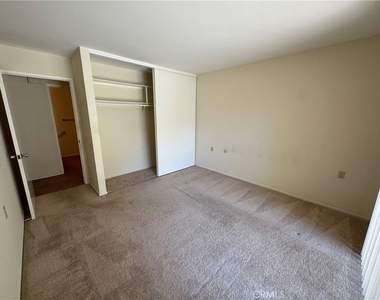 3252 San Amadeo, Unit Q - Photo Thumbnail 5