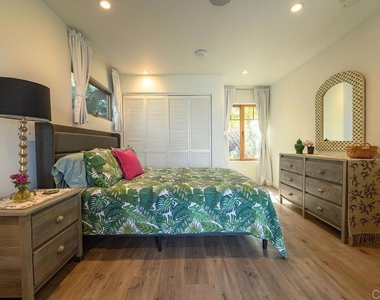 1300 Belleview - Photo Thumbnail 13