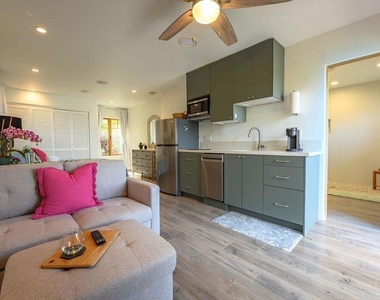 1300 Belleview - Photo Thumbnail 6