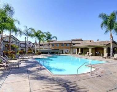 10428 Whitcomb Way - Photo Thumbnail 33