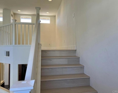 10428 Whitcomb Way - Photo Thumbnail 31