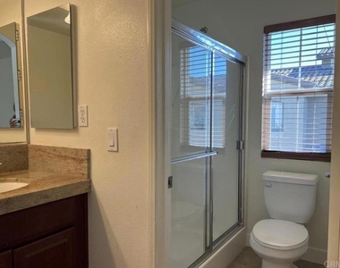 10428 Whitcomb Way - Photo Thumbnail 18