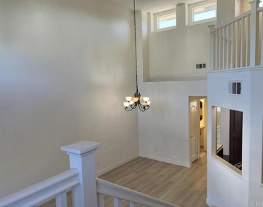 10428 Whitcomb Way - Photo Thumbnail 29