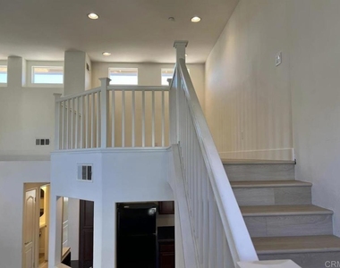 10428 Whitcomb Way - Photo Thumbnail 30