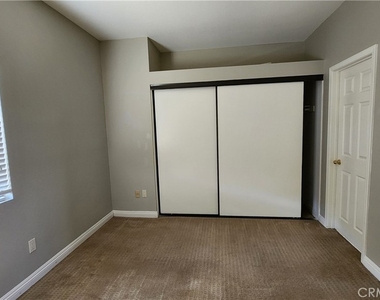 6321 Traminer Court - Photo Thumbnail 7