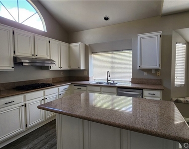 6321 Traminer Court - Photo Thumbnail 21