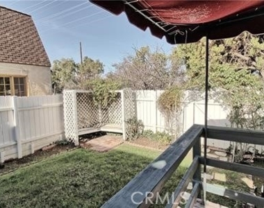 304 Normandie Court - Photo Thumbnail 15