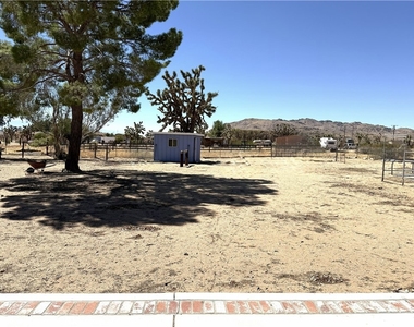 16524 Oldenburg Road - Photo Thumbnail 16