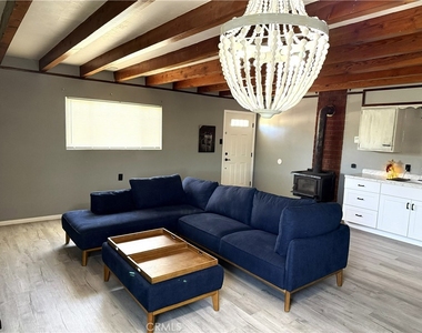 16524 Oldenburg Road - Photo Thumbnail 2