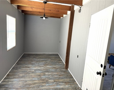 16524 Oldenburg Road - Photo Thumbnail 4