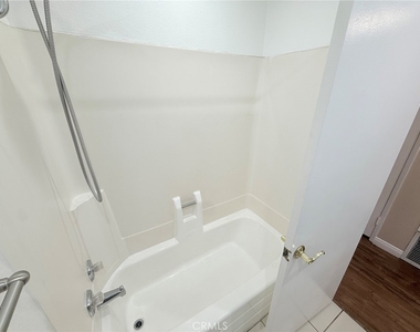 2121 Scott Road - Photo Thumbnail 26