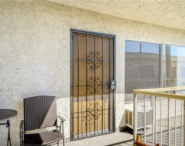 521 E Lomita Avenue - Photo Thumbnail 2