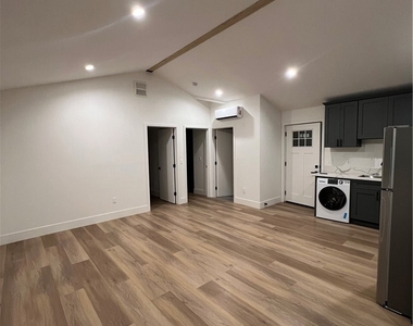 1262 E 124th Street - Photo Thumbnail 2