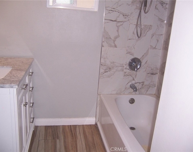 1023 S Castlegate - Photo Thumbnail 2