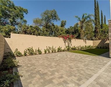 217 N. San Antonio Avenue - Photo Thumbnail 16