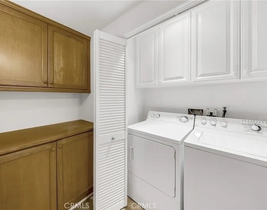 128 N Oak Knoll - Photo Thumbnail 16