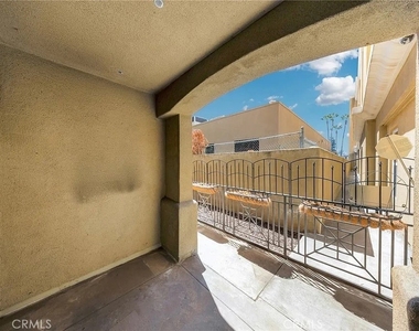128 N Oak Knoll - Photo Thumbnail 32