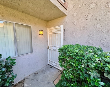 1962 Evergreen Street - Photo Thumbnail 1