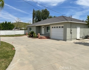 2079 W 1st Avenue - Photo Thumbnail 1