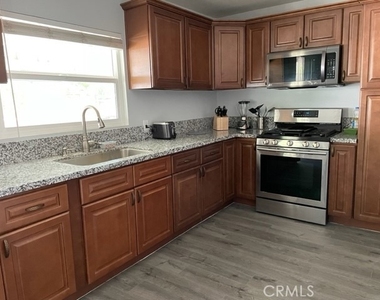 2079 W 1st Avenue - Photo Thumbnail 4