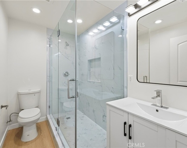 835 E Lomita - Photo Thumbnail 11