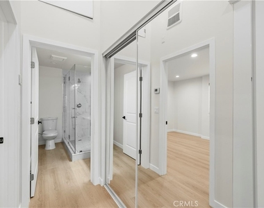 835 E Lomita - Photo Thumbnail 8