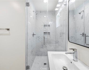 835 E Lomita - Photo Thumbnail 11
