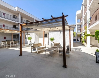 835 E Lomita - Photo Thumbnail 1