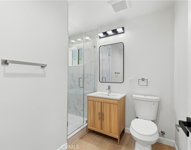 835 E Lomita - Photo Thumbnail 10