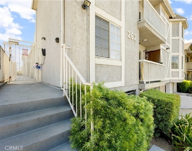 262 W Valencia - Photo Thumbnail 16
