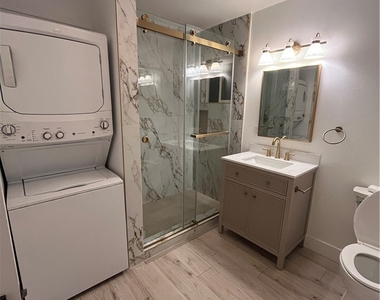 6300 Fairbrook Street - Photo Thumbnail 5