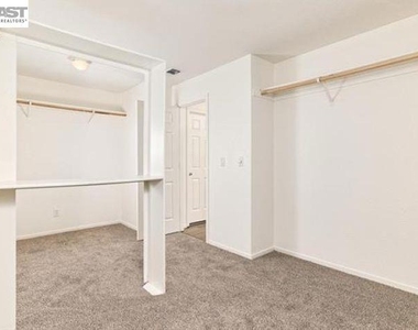 536 Pestana Ave - Photo Thumbnail 24