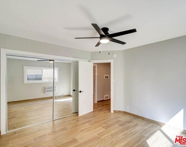 8415 Willis Avenue - Photo Thumbnail 17
