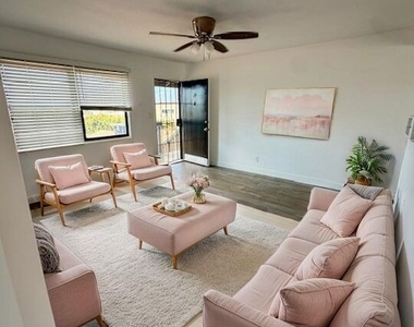 4053 Hamilton Street - Photo Thumbnail 2