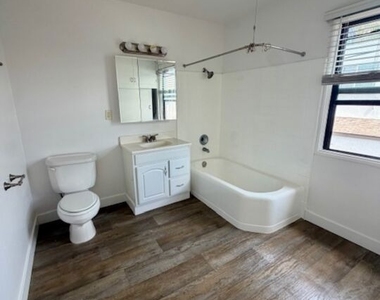 4053 Hamilton Street - Photo Thumbnail 11