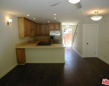 3603 Mentone Avenue - Photo Thumbnail 2
