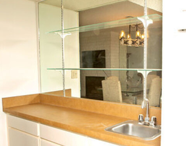 10966 Rochester Avenue - Photo Thumbnail 10