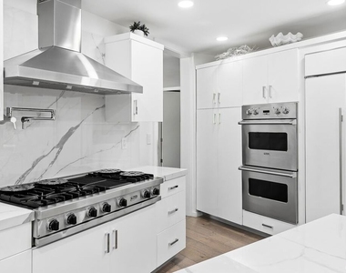 3371 Alana Drive - Photo Thumbnail 8