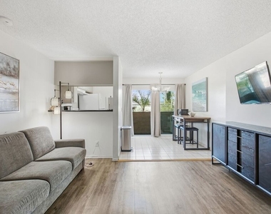 3600 Bagley Avenue - Photo Thumbnail 1