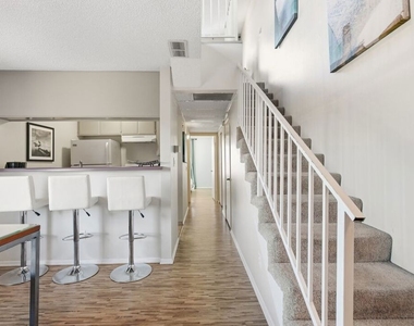 3600 Bagley Avenue - Photo Thumbnail 4