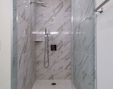 1237 S Holt Avenue - Photo Thumbnail 11