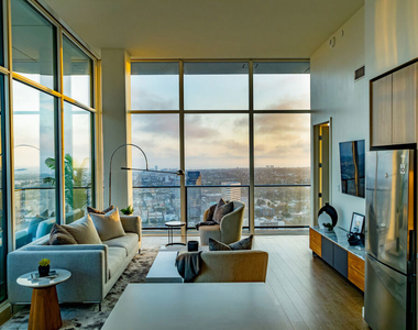 11750 Wilshire Boulevard - Photo Thumbnail 2